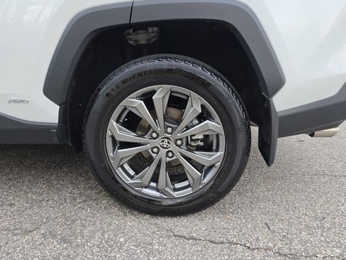 Used 2024 Toyota RAV4 XLE Premium w/ Weather Package image 31