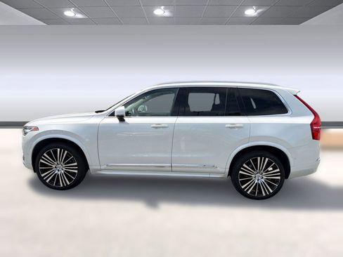 Used 2023 Volvo XC90 B6 Ultimate w/ Protection Package Premier AWD/4WD image 2