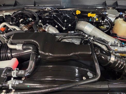 Used 2015 Ford F250 Lariat w/ Lariat Ultimate Package image 91