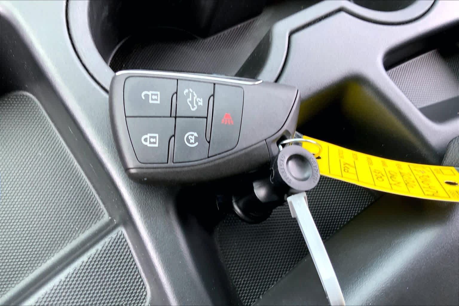 Used 2026 Chevrolet Silverado 1500 Custom RWD image 14