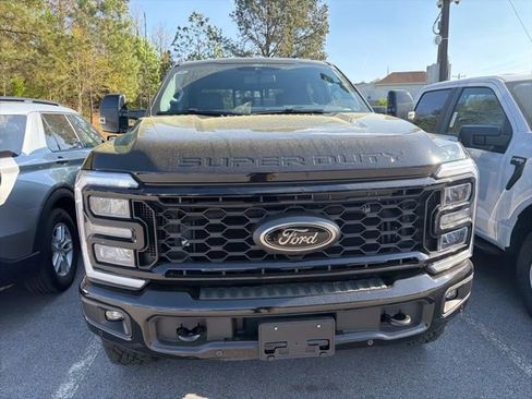 Used 2025 Ford F350 Lariat w/ Lariat Ultimate Package image 2