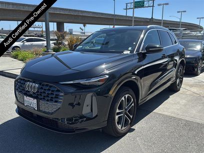 Used 2025 Audi Q5 Premium w/ Convenience Package