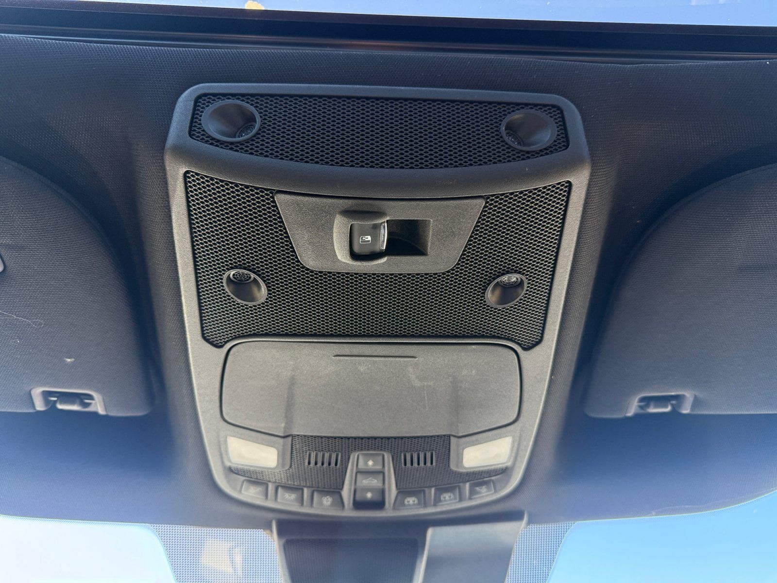 Used 2020 Ford F150 Lariat w/ Equipment Group 502A Luxury AWD/4WD image 15