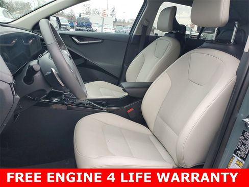 Certified 2024 Kia Niro EX image 6
