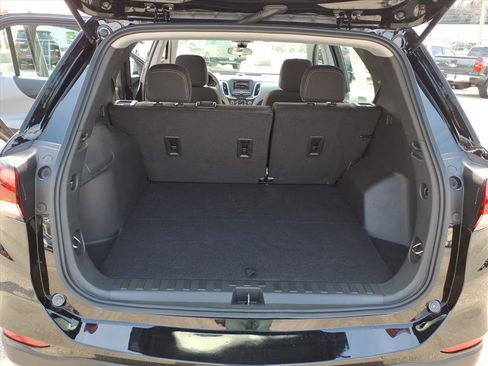 Used 2023 Chevrolet Equinox LS w/ Driver Confidence II Package image 13