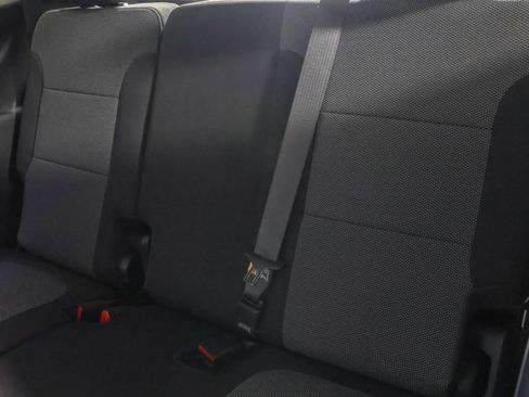 Used 2023 Chevrolet Traverse LT FWD image 36