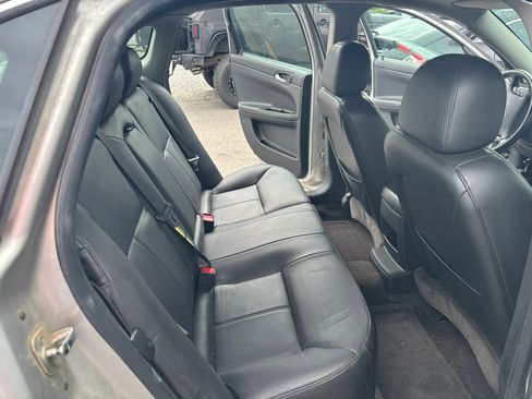 Used 2007 Chevrolet Impala LTZ FWD image 12