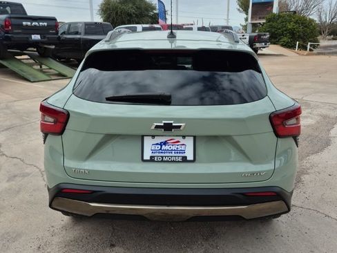 Used 2025 Chevrolet Trax ACTIV w/ Driver Confidence Package image 6