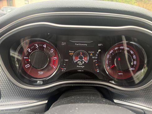 Used 2016 Dodge Challenger SRT Hellcat RWD image 12