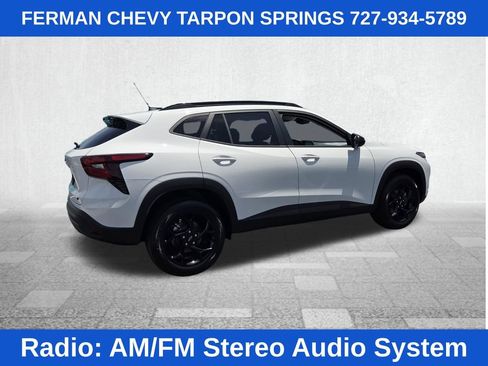 New 2026 Chevrolet Trax LT w/ Sunroof Package FWD image 10