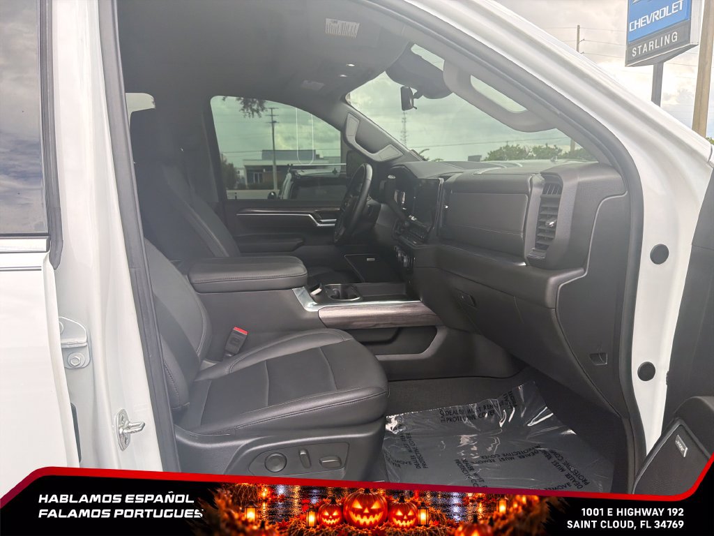 Used 2025 Chevrolet Silverado 2500 LTZ w/ LTZ Premium Package AWD/4WD image 30
