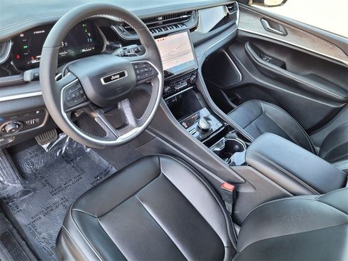 Used 2023 Jeep Grand Cherokee 4xe image 10