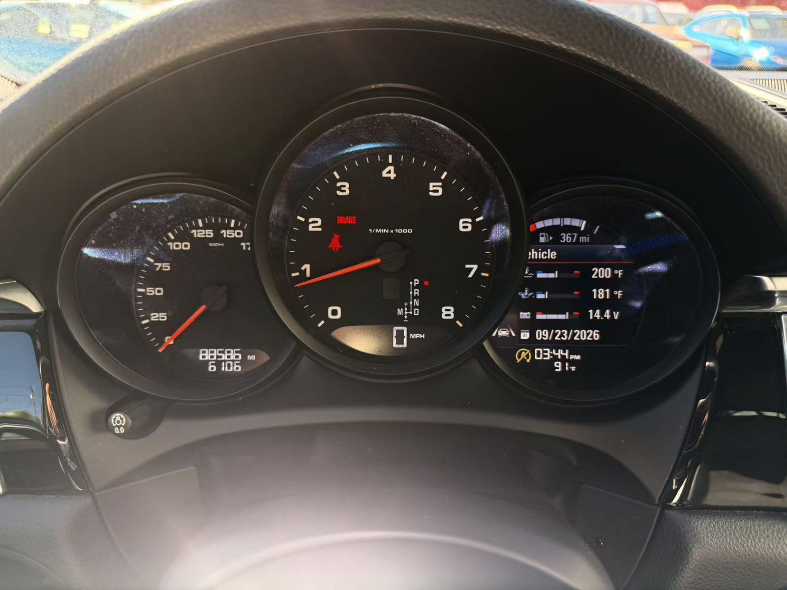 Used 2018 Porsche Macan AWD/4WD image 16