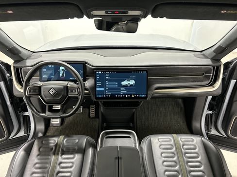 Used 2024 Rivian R1S Adventure Quad AWD/4WD image 27
