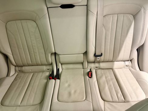 Used 2018 Audi Q5 2.0T Premium Plus w/ Premium Plus Package image 12