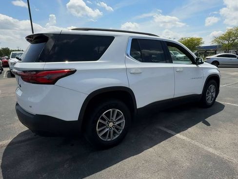 Used 2022 Chevrolet Traverse LT AWD/4WD image 8