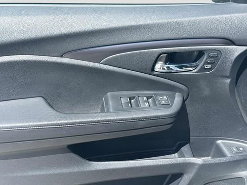 Used 2022 Honda Pilot Special Edition image 11