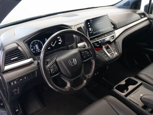 Used 2025 Honda Odyssey Sport-L image 3