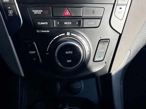 Used 2018 Hyundai Santa Fe Sport w/ 2.4L Value Package 02 image 15