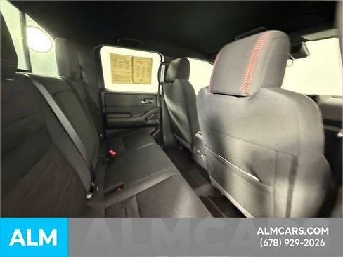 Used 2025 Nissan Frontier PRO-4X w/ Pro Convenience Package image 46