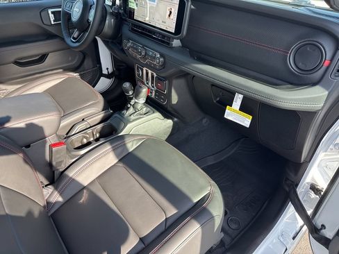 New 2026 Jeep Wrangler Rubicon AWD/4WD image 21