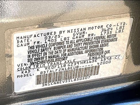 Used 2025 Nissan Versa SV image 32