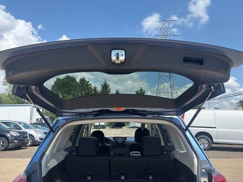 Used 2015 Subaru Forester 2.5i Premium AWD/4WD image 22