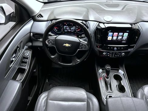 Used 2019 Chevrolet Traverse LT w/ LT Premium Package AWD/4WD image 14