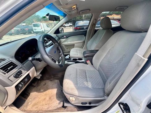 Used 2011 Ford Fusion SE w/ 201A Rapid Spec Order Code FWD image 14