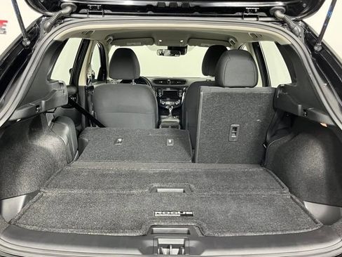 Used 2022 Nissan Rogue Sport SV AWD/4WD image 26