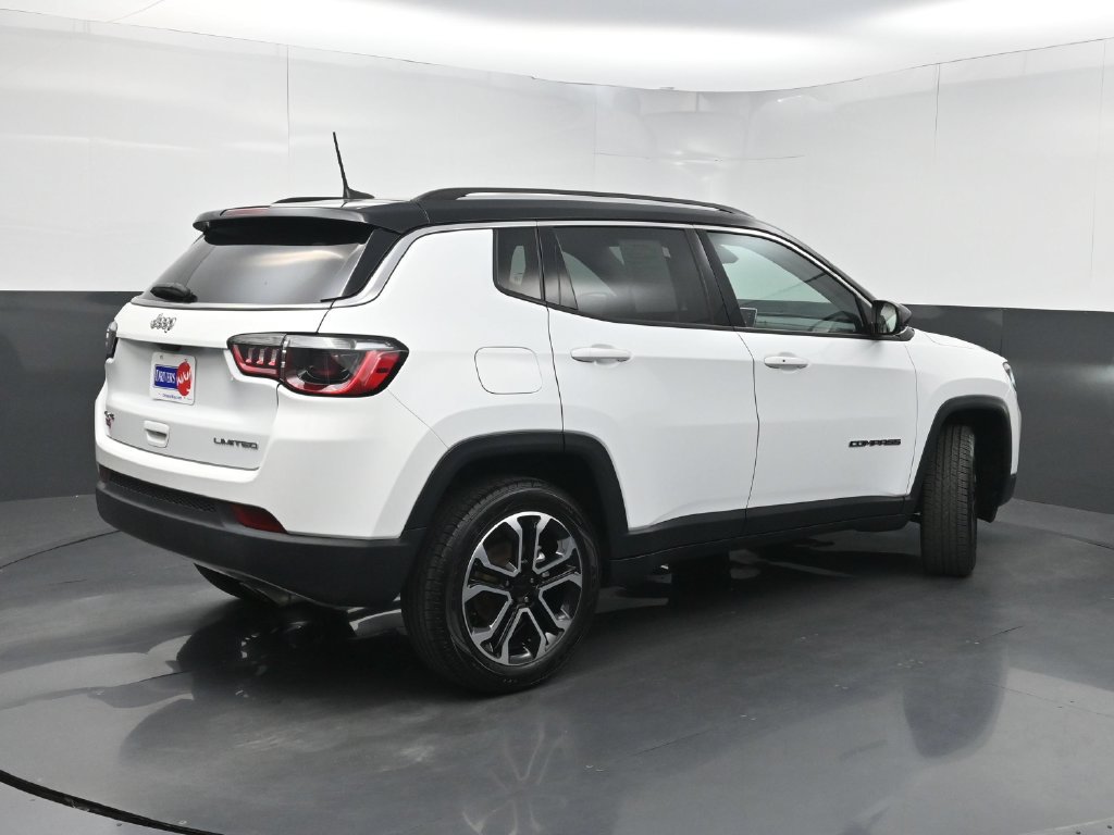 Used 2022 Jeep Compass Limited AWD/4WD image 24