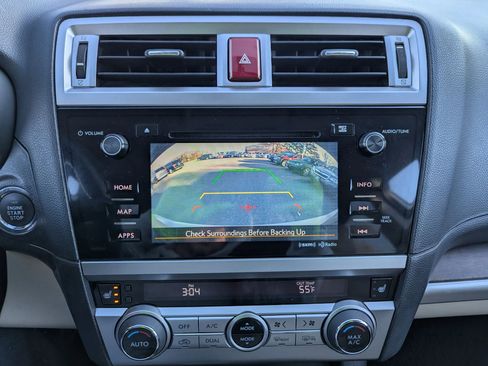 Used 2016 Subaru Outback 3.6R Limited image 4