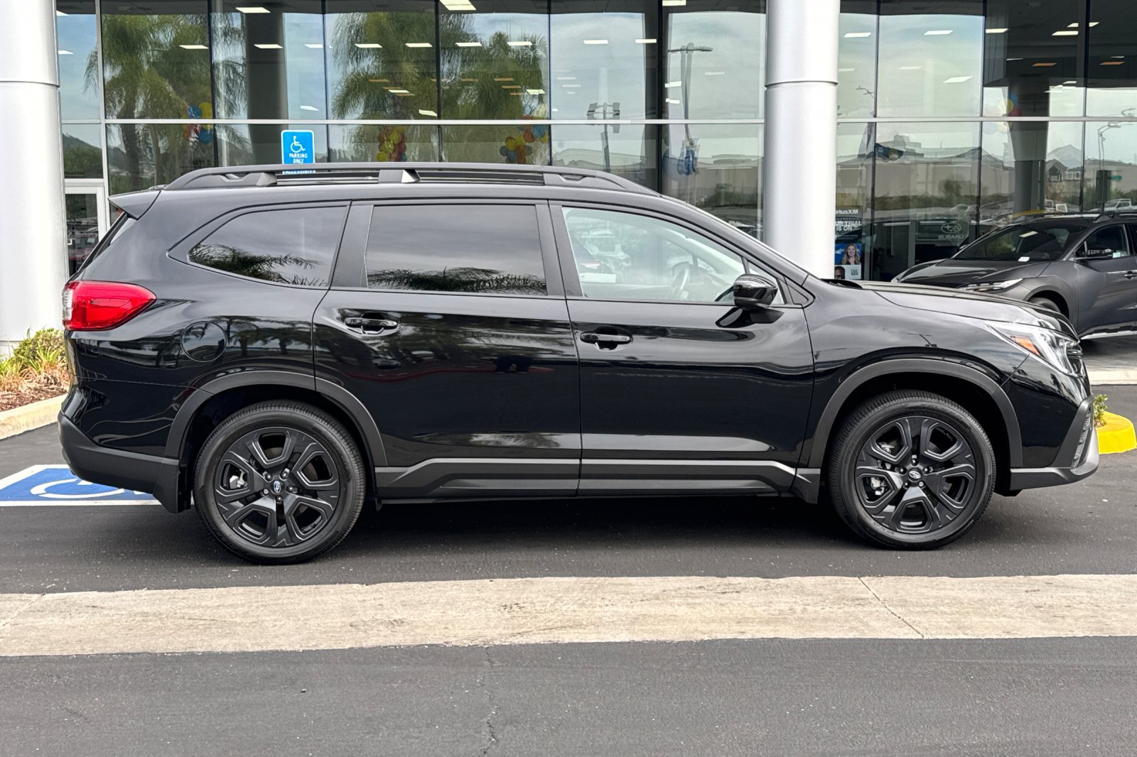 Certified 2026 Subaru Ascent Bronze Edition w/ Onyx Package AWD/4WD image 3