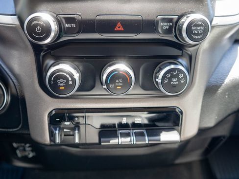 Used 2020 RAM 1500 Big Horn AWD/4WD image 24
