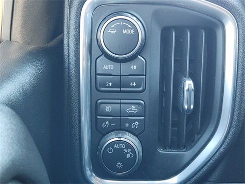 Used 2021 Chevrolet Silverado 1500 RST w/ Z71 Off-Road Package image 24