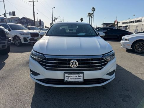 Used 2019 Volkswagen Jetta S w/ Driver Assistance Package FWD image 2
