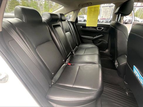 Used 2023 Honda Civic Touring image 29
