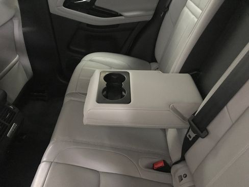 Used 2023 Land Rover Range Rover Evoque SE image 13