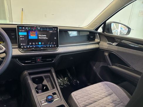 New 2026 Volkswagen Tiguan S image 12
