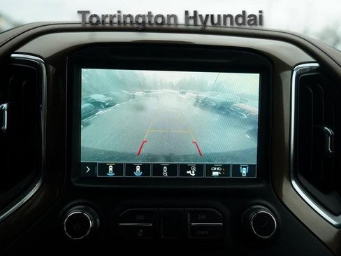 Used 2019 Chevrolet Silverado 1500 High Country w/ High Country Premium Package image 22