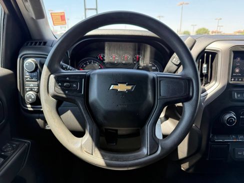 Used 2021 Chevrolet Silverado 1500 Custom AWD/4WD image 18