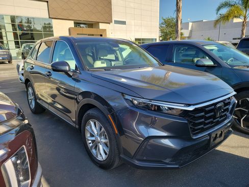 Used 2024 Honda CR-V EX-L image 2