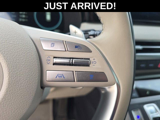 Certified 2024 Hyundai Palisade Calligraphy FWD image 19