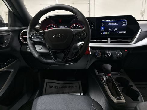 New 2026 Chevrolet Trax RS w/ Sunroof Package image 20