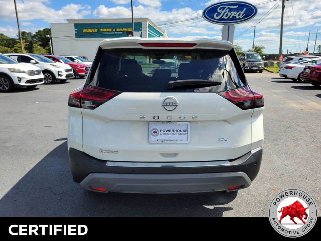 Used 2023 Nissan Rogue SV FWD image 5