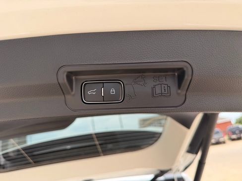 New 2026 Ford Explorer Active w/ Active Comfort Package RWD image 17