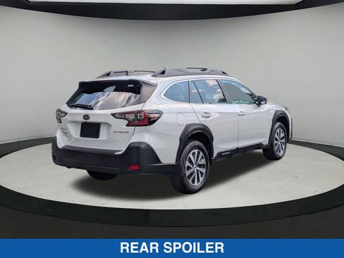 Certified 2024 Subaru Outback Premium image 4