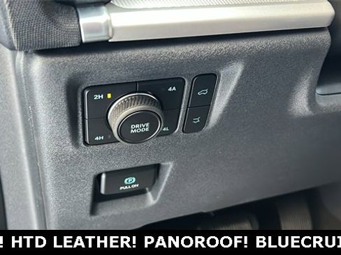 New 2025 Ford Expedition Max Active image 9