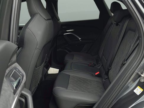 Used 2025 Audi SQ5 Premium Plus w/ Premium Plus Package AWD/4WD image 13