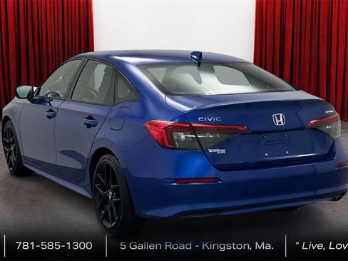 Used 2023 Honda Civic Sport image 7